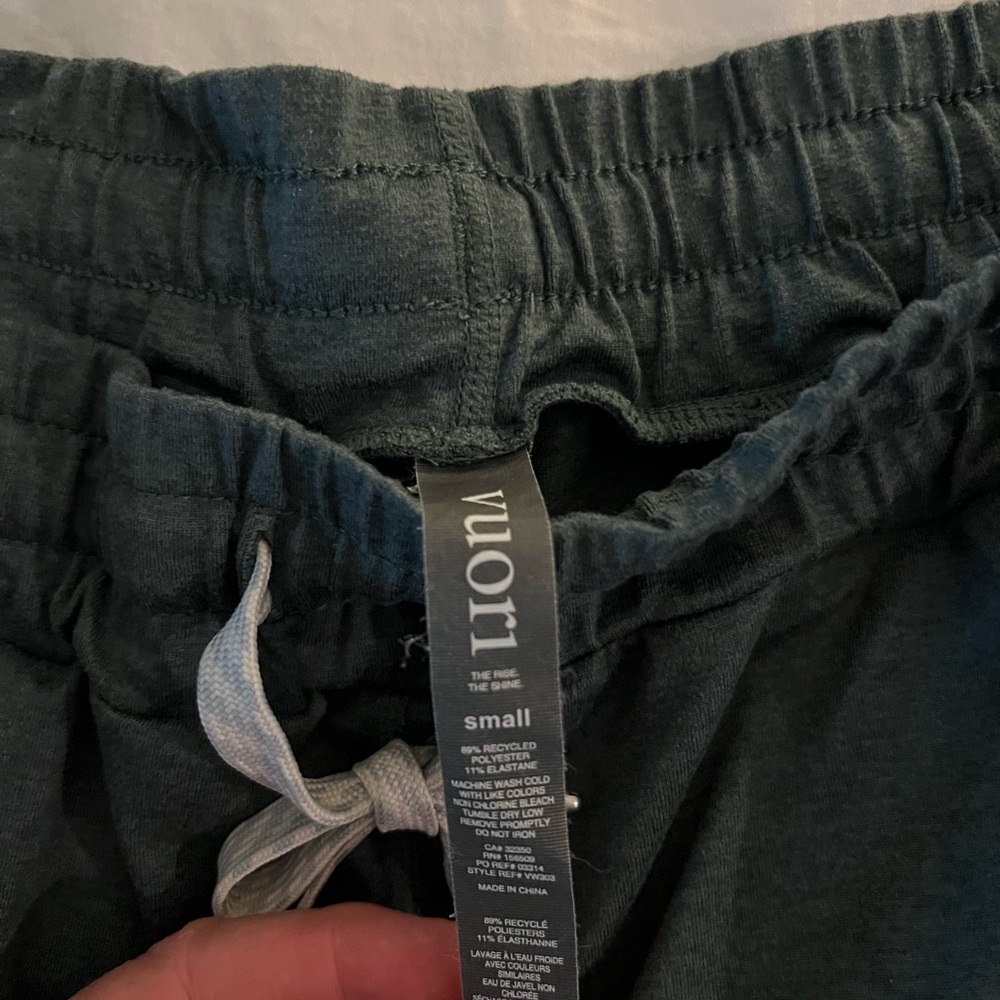 Vuori Charcoal Joggers